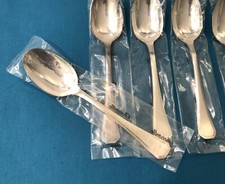 NEUVE 1 cuillère de table