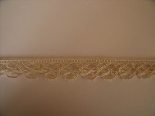 151 magnifique dentelle - magnifique,