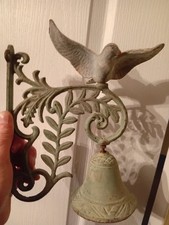 Ancienne cloche de portail de