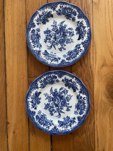 Lot assiettes à - de,