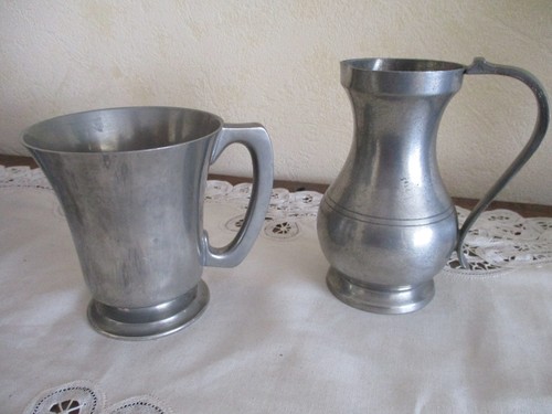 Pichet gobelet en etain - gobelet,