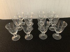 17 red wine glasses model Orval cut crystal Daum h: 11 cm (price per piece)