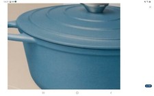 cocotte en fonte bleu 24 cm