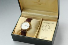 Presque comme neuve / boîte *