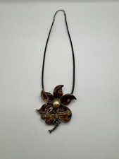 Collier pendentif fleur &