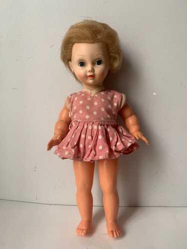 Petite poupée ancienne - petite,