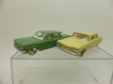 lot CHEVROLET Corvair  jaune