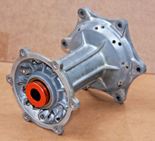 MOYEUX DE ROUE ARRIERE