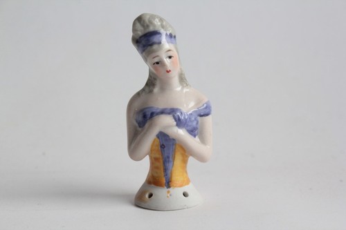 Demi figurine porcelaine - , femme