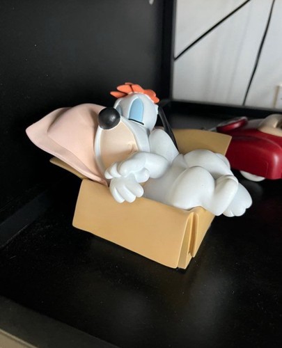 Figurine droopy endormi - droopy,