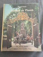 LIVRE FIGURINES ET SOLDATS DE