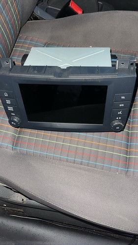 Poste radio voiture - radio,