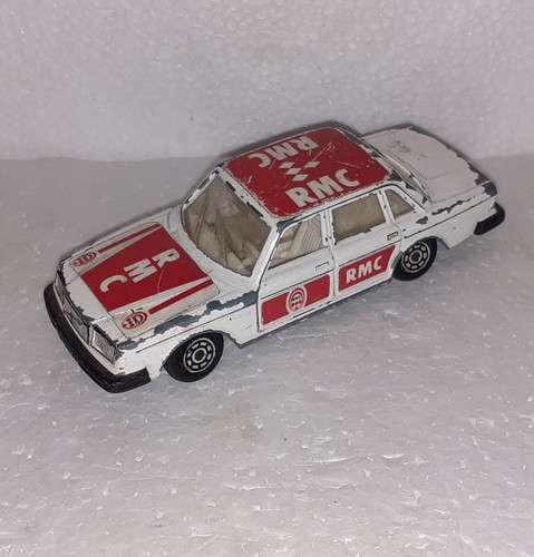 Ancienne voiture ème - voiture, 1/43