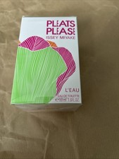 Pleats Please d' Issey Miyake