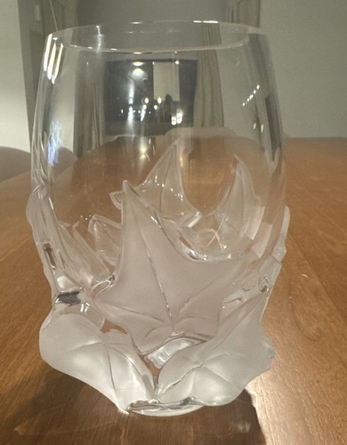 Lalique crysal hedera vase - crysal,
