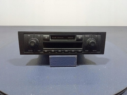 Audi usine radio - 03-,