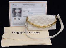 LOUIS VUITTON Pochette Coussin Puffy Cream Leather Vert Impression M11331 w/box