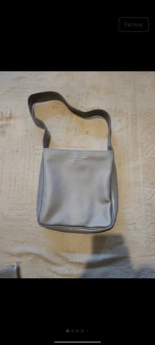 Sac main givenchy beaute - a,