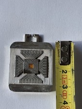 Porte Clé Avec Partie Manquante Matra Puce Électronique Métal Vintage