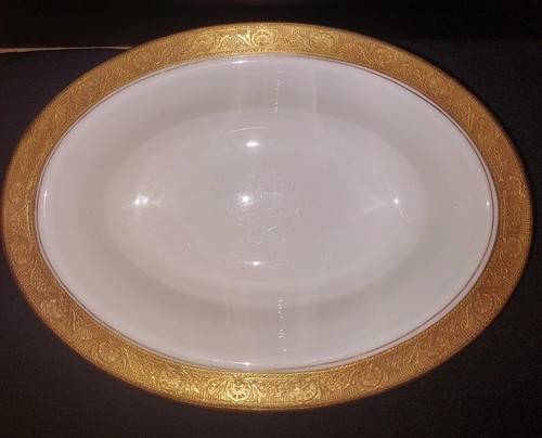 Superbe plat creux - superbe,