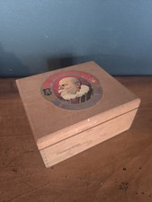 Ancienne Boîte En Bois