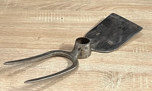 Ancienne serfouette fer forgé