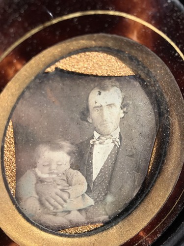 Daguerreotype post mortem - daguerreotype,,