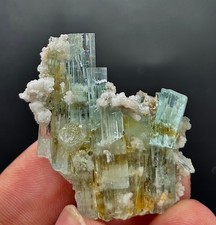 Beau spécimen de cristal