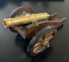 Ancien petit CANON maquette