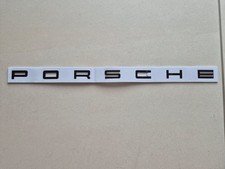 Monogramme coffre noir