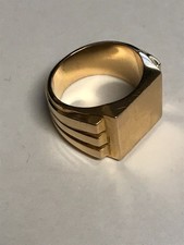 chevalière homme tank en or 18 carat 750 poinçon tête d'aigle 27,8 g T 61 62