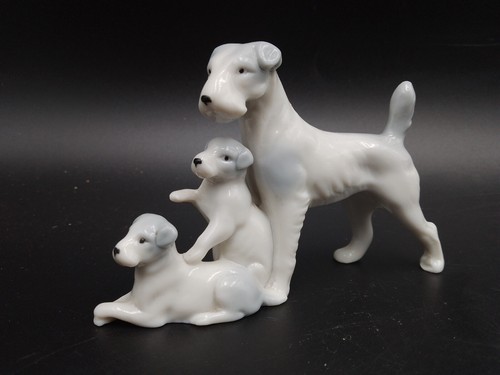 Figurine porcelaine chiots - , dog