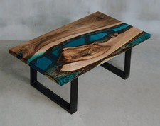Table basse en bois massif et