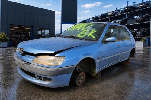 Moteur leve vitre avant droit