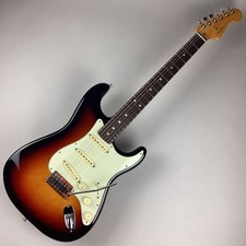 [Fender] American Ultra Stratocaster Rosewood Ultraburst utilisé du JAPON rare