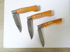 3 ANCIENS COUTEAUX PLIANT 555