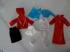 Lot de tenues vintage pour