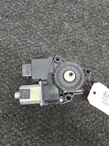 Moteur leve vitre avant - , gauche