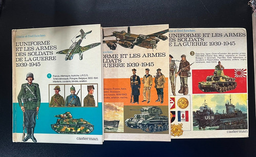 Uniforme les armes des - et,