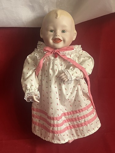 Poupée porcelaine vintage - poupée,