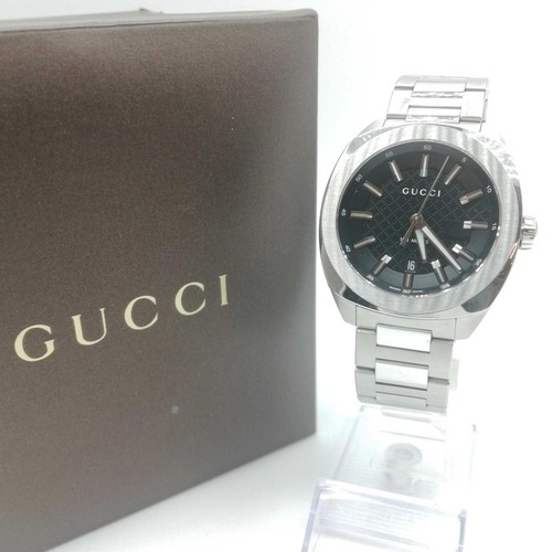 Gucci quartz watch 142 - gucci,