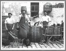 1996 -- LE TONNELIER A PONTLEVOY. 3Z150