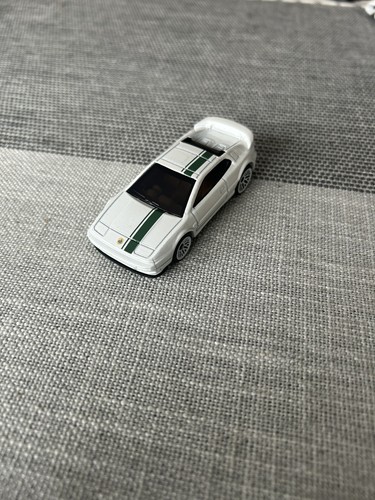 Lotus esprit hot - esprit,