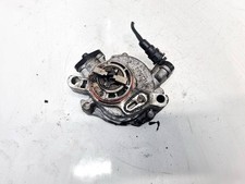 Peugeot 308 2010 Oil pump