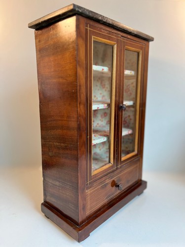 Superbe armoire vitrée - superbe,