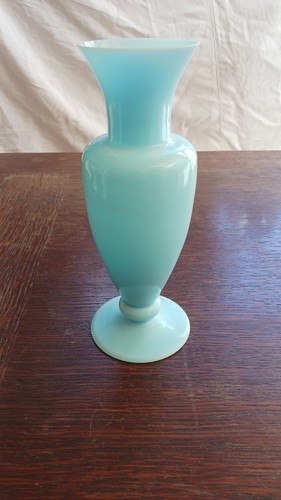 Vase opaline bleue - vase,