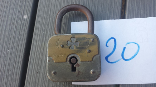 Ancien beau cadenas avec - 20/,