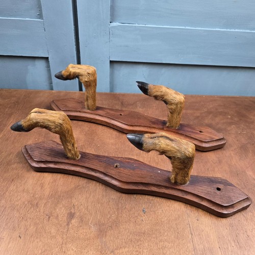 Paire porte fusils pattes - pattes, de