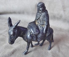 LE BERBERE sur sa mule. Petit REGULE ancien.