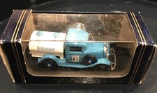 ELIGOR FORD V8 1934 MILKMAID MILK TANK CAR CITERNE A LAIT MADE IN FRANCE